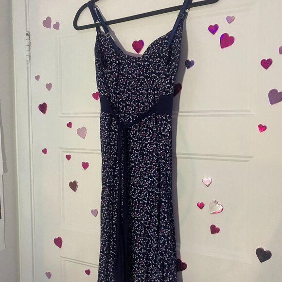 Italian Fitted Floral Sundress - Picture 5 of 6